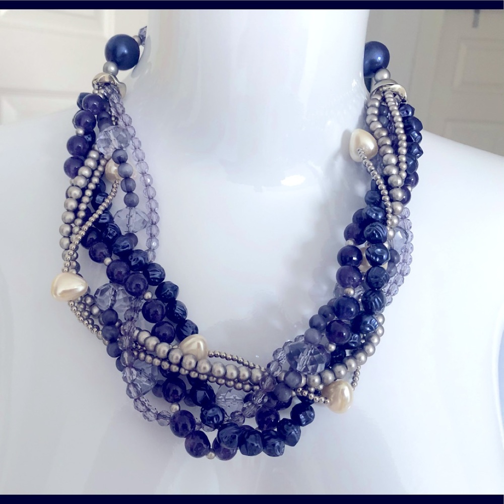 Chico necklace